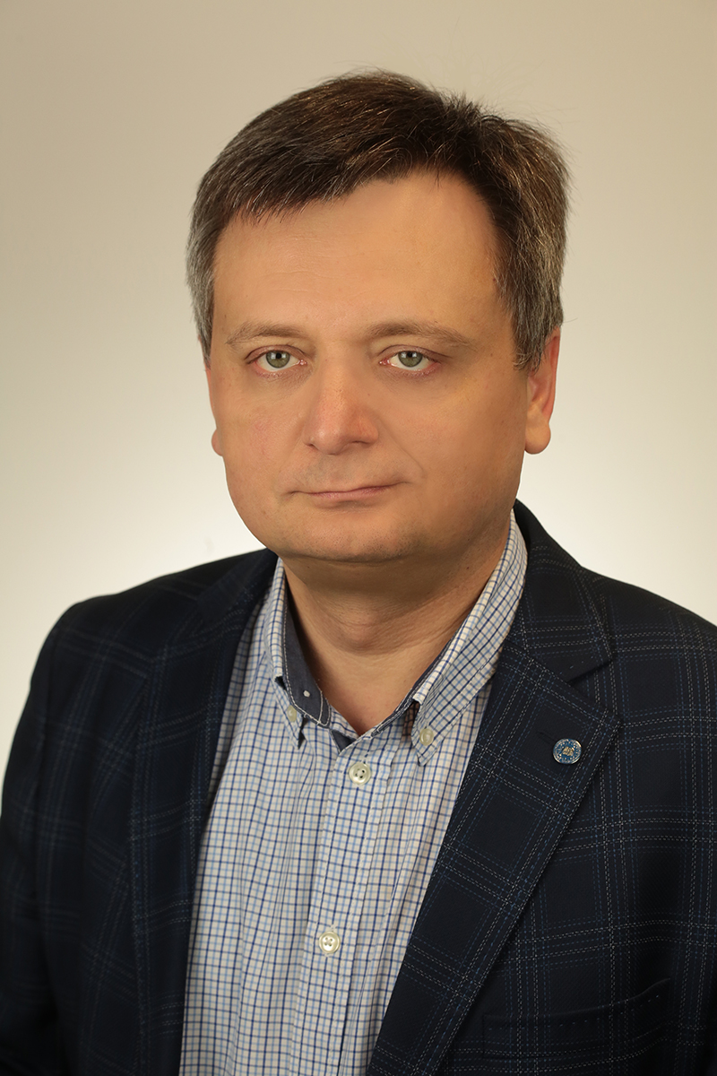 Jacek RÓŻAŃSKI